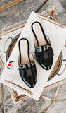 Mules 102 negro charol